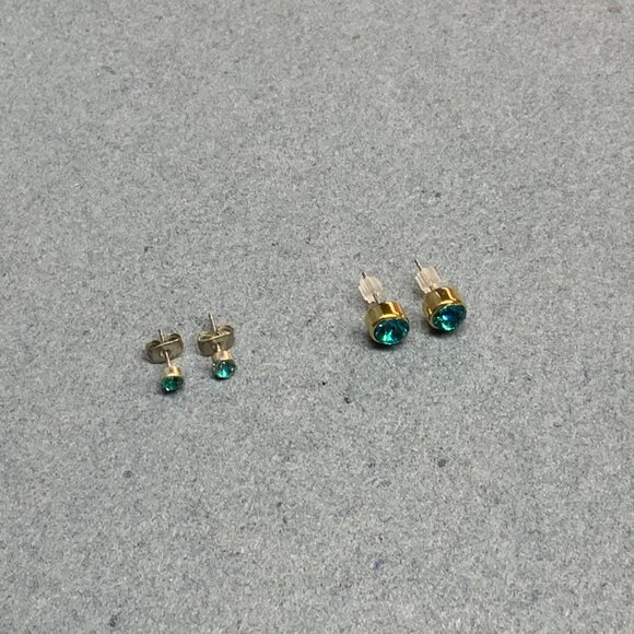 Rhinestone Stud Earrings Set 2 Pairs Turquoise Blue Gold Silver Large Small Glam - Picture 3 of 4